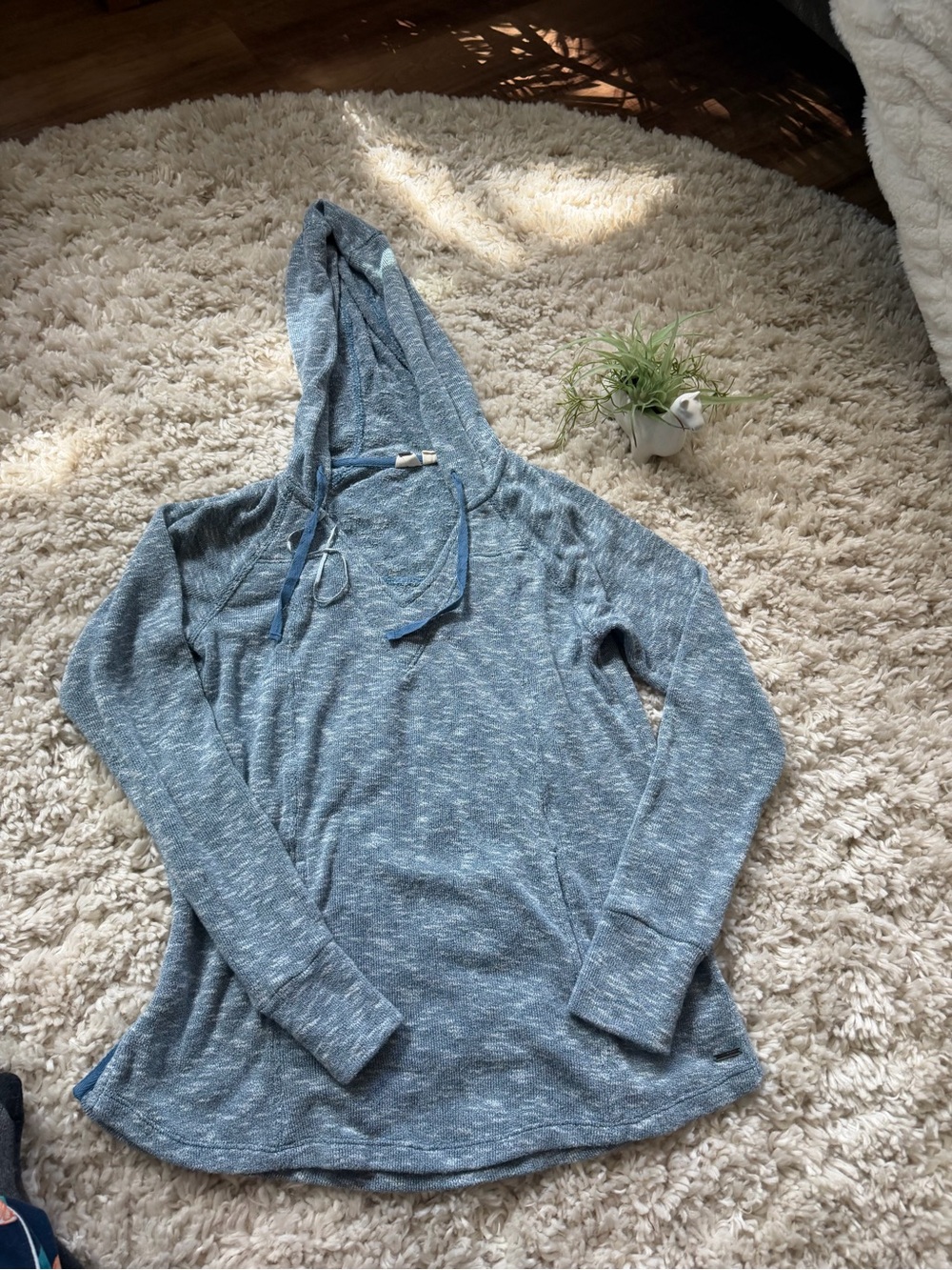 Roxy Heathered Blue Gray vintage, super cute fall, cozy Hooded Pullover
